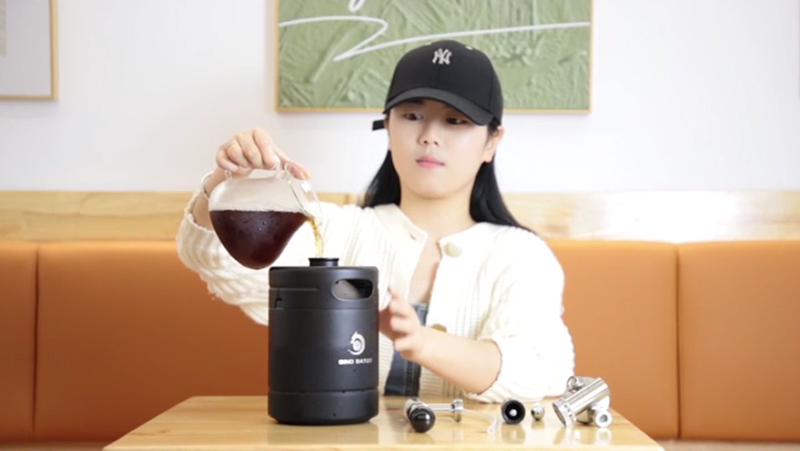 Machine à café Nitro Cold Brew de 2L 2